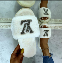 Load image into Gallery viewer, Sweet Jreams Luxury Slipper Slides
